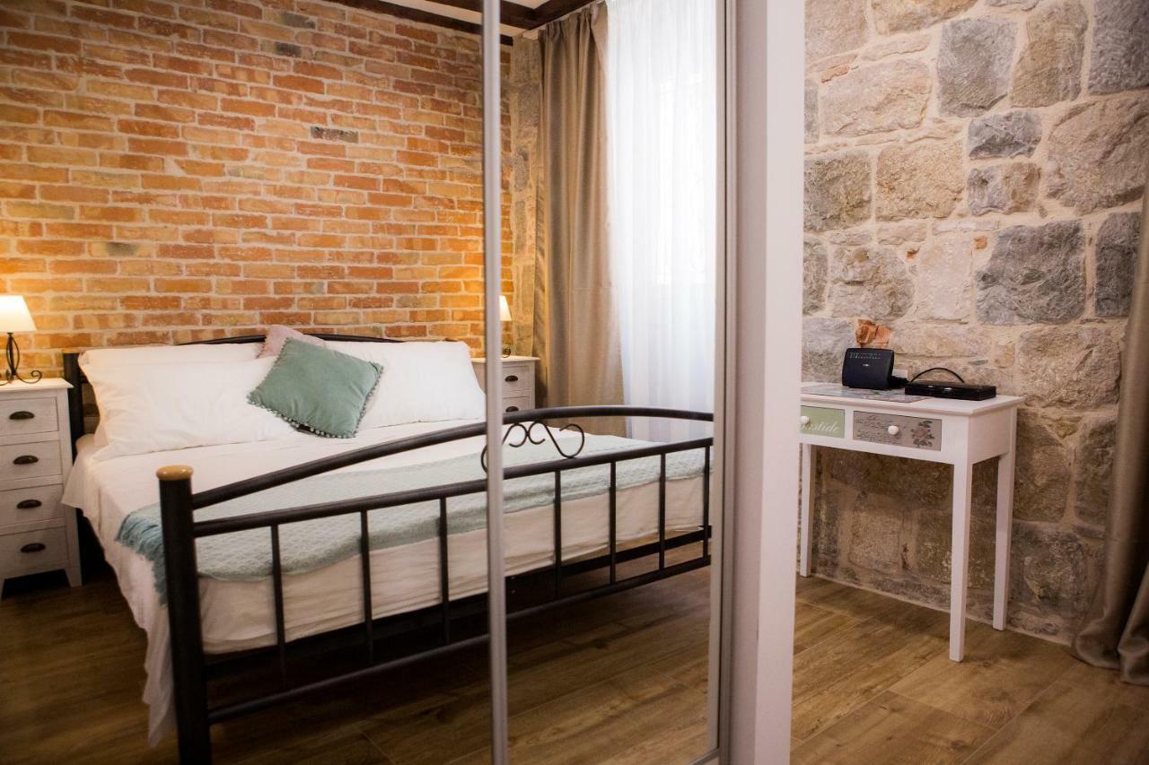 Studio Apartman Ana Сплит Екстериор снимка